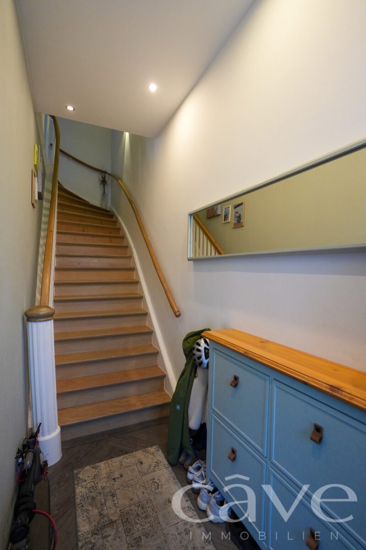 Eingang Einliegerwohnung von Hochparterre